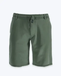 BERMUDAS HOMEWARD