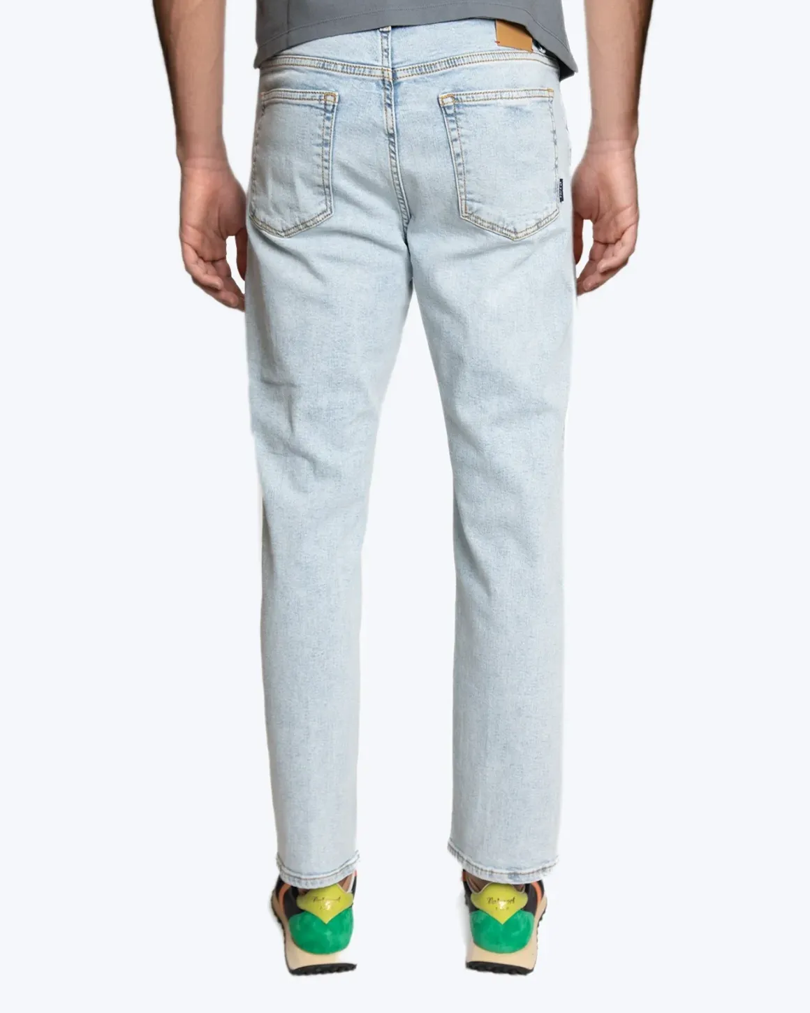 PANTALÓN VAQUERO 5 BOLSILLOS AT.P.CO